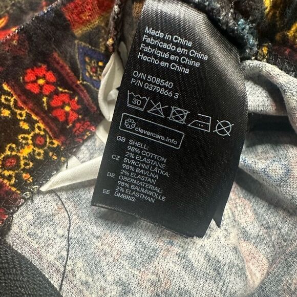 H&M Loves Coachella Boho Velour Retro Beatnik Style Floral Skirt Size 4 - Picture 9 of 10